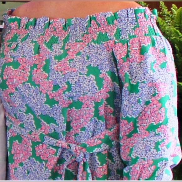 🌺Crown & Ivy Curvy Hello Spring Off Shoulder Dress🌺 - Picture 3 of 9